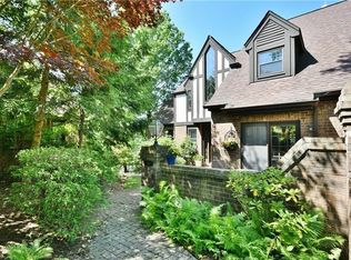 310 Oxbridge Ct, Pittsburgh, PA 15238