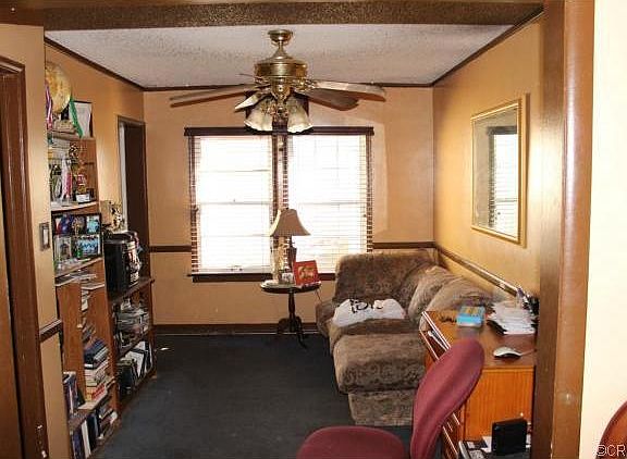5th image of 4804 Camellia Ave
