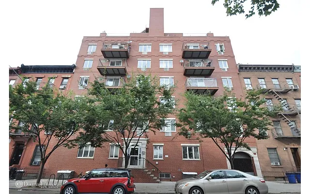 Rented by Douglas Elliman | media 31