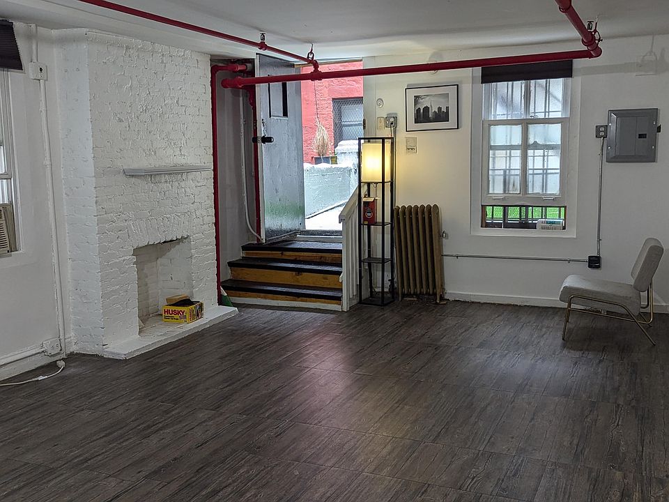 1st image of 137 West St #28-2R