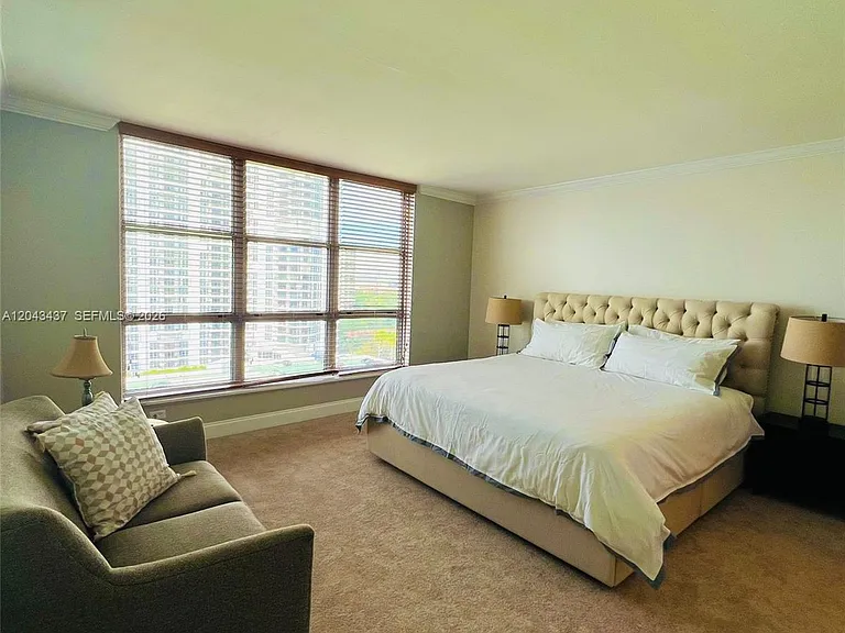 3600 Mystic Pointe Dr #1401 — Photo 13