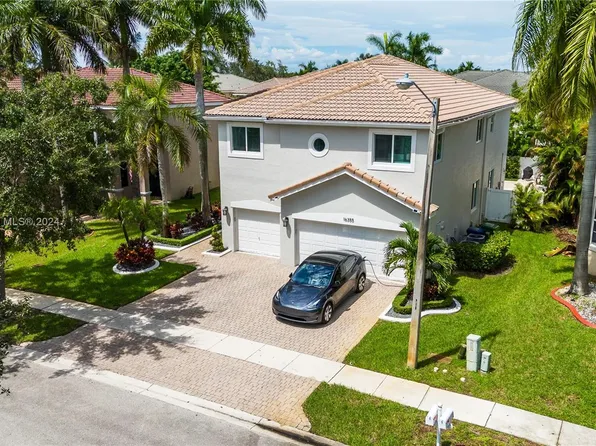 16355 SW 16th St, Pembroke Pines, FL 33027