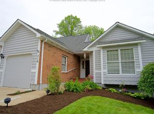 316 S Pointe Dr, Charleston, WV 25314