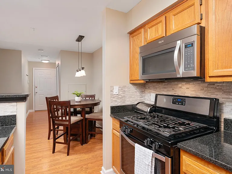 8961 Town Center Cir #1-310 — Photo 10