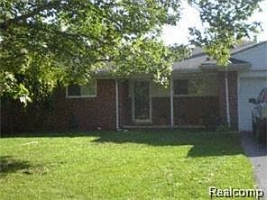 1st image of 28850 Bannockburn St