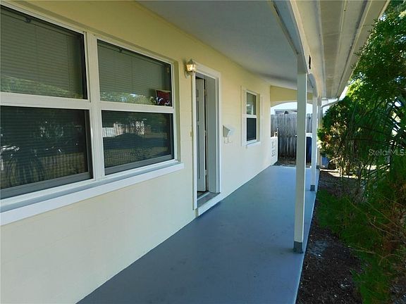 2nd image of 462 74th Ave N