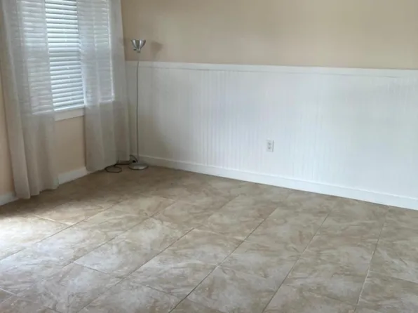 307 Adams Ave APT 4, Cape Canaveral, FL 32920