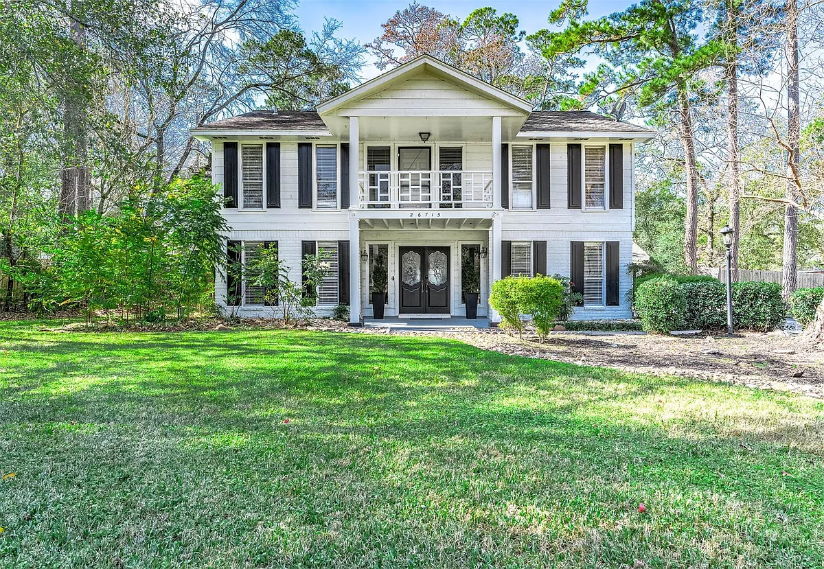 Building Photo - 26715 Maplewood Dr