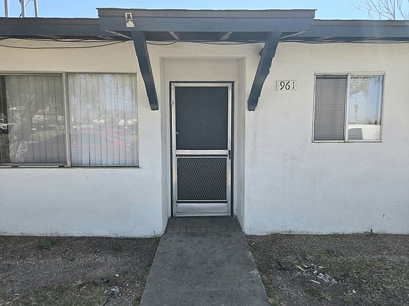 2nd image of 961 W Kimball Ave #961