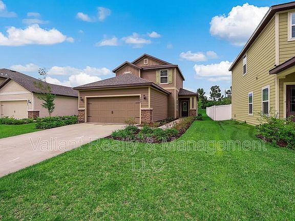 3rd image of 107 Fellbrook Dr