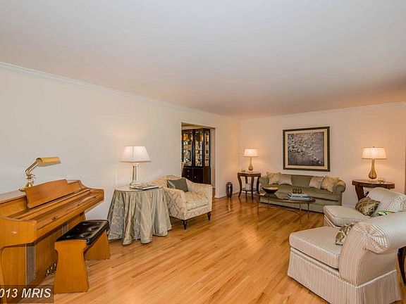 5th image of 2094 Hammond Ave