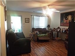 2nd image of 2731 Stonehedge Dr