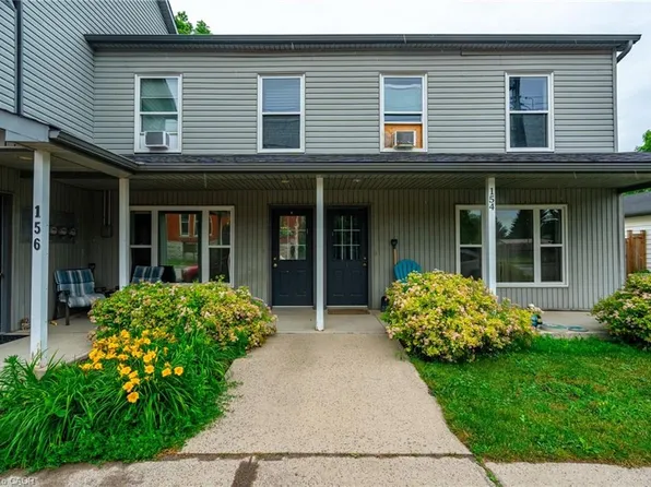 156 Freelton Rd #154, Hamilton, ON L8B 0Z5
