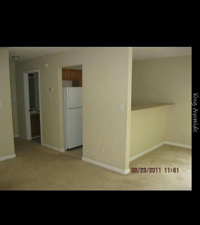 2nd image of 6959 Gallant Cir SE