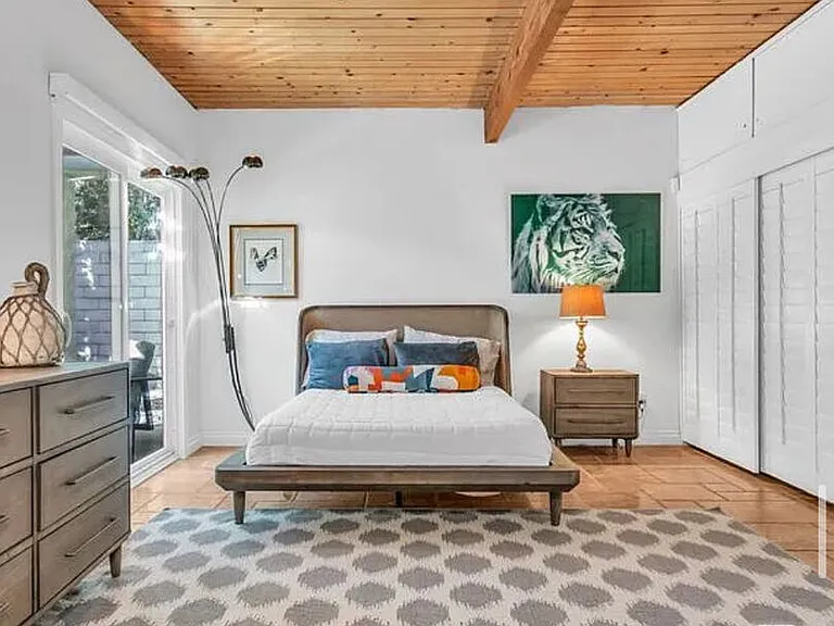 817 N Via Monte Vis — Photo 7