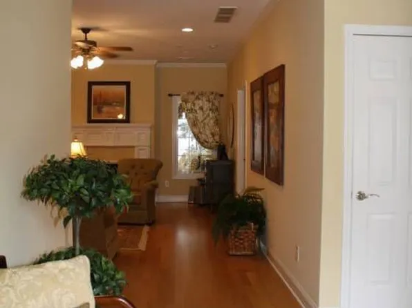 129 Holiday Rd, Buford, GA 30518