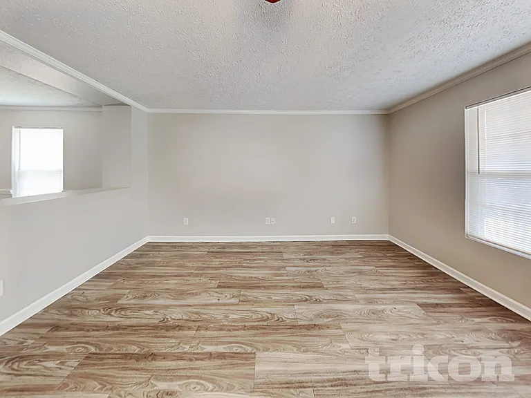 1024 Tradewinds Dr — Photo 4