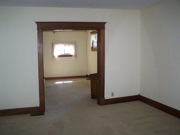 4th image of 318 N Chauncey St