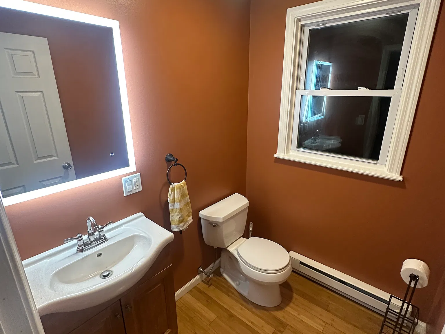 3 bed, 1.5 bath, 1450 sqft, $2,750 — Photo 3