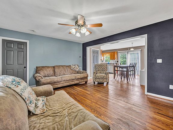 5th image of 75 Estate Dr
