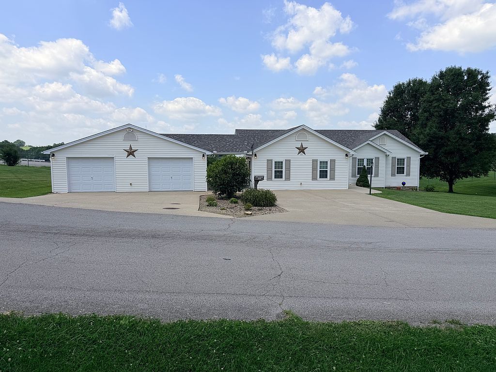 22 Amanda Brook Dr - Property Image