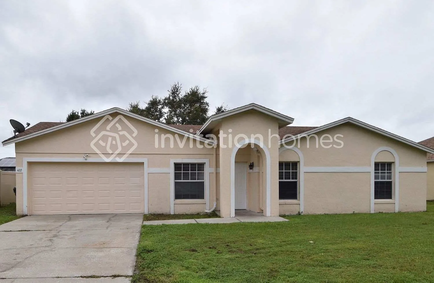 422 Flamingo Ct Poinciana, FL 34759 — Photo 1