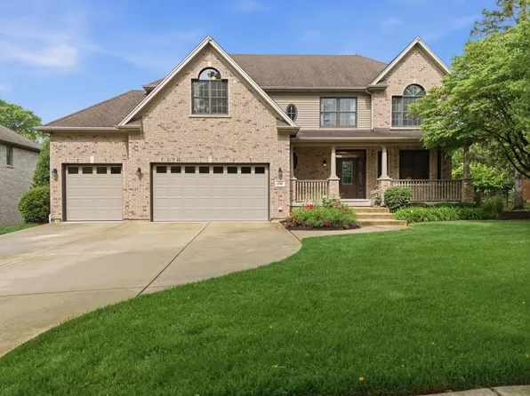 1018 S Ahrens Ave, Lombard, IL 60148