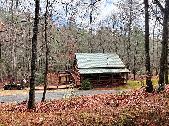 5th image of 136 Honeysuckle Way