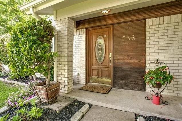 1st image of 538 San Carlos Dr