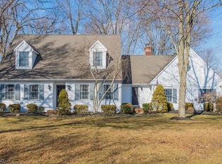 103 Hill Top Rd, Basking Ridge, NJ 07920