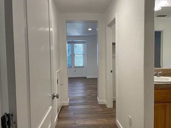Master Bedroom Hallway 