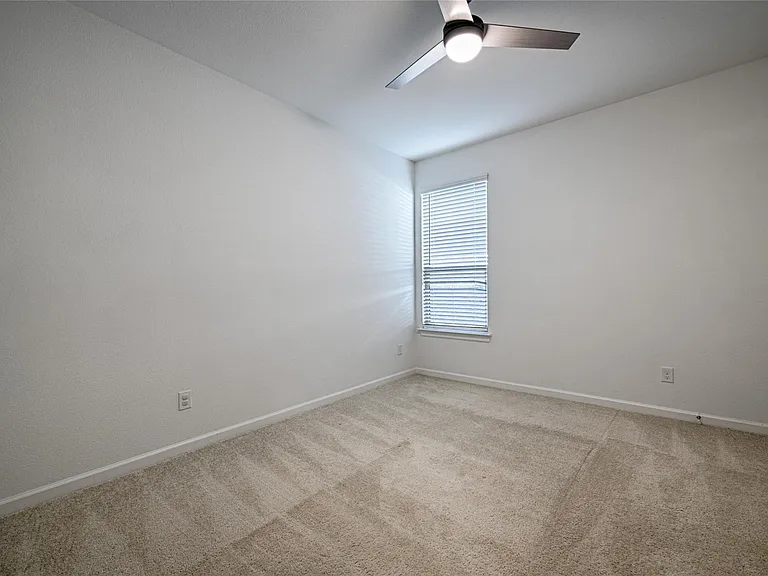 3511 Clara Dr — Photo 20