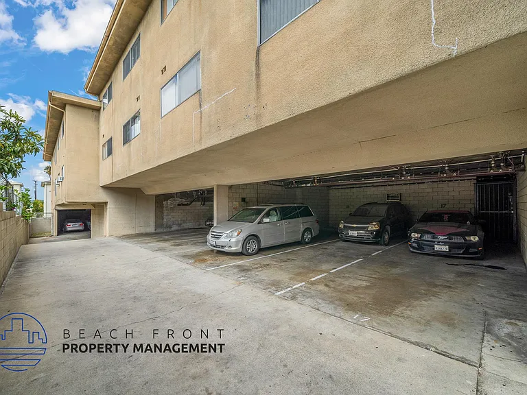 925 N. Inglewood Ave. — Photo 23