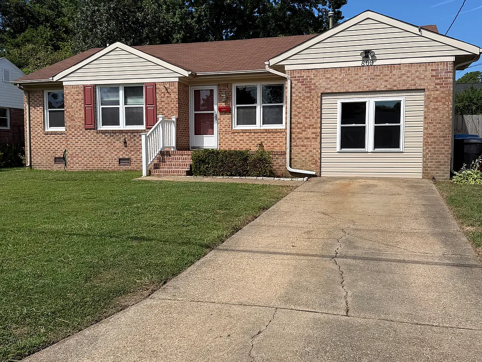 809 Hilltop Rd