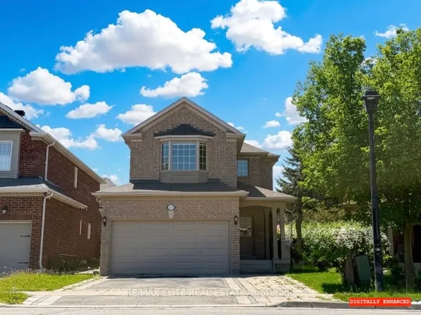 62 Macedonia Ct, Newmarket, ON L3X 2W8