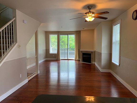 3rd image of 16125 Juanita Woodinville Way NE Unit 708
