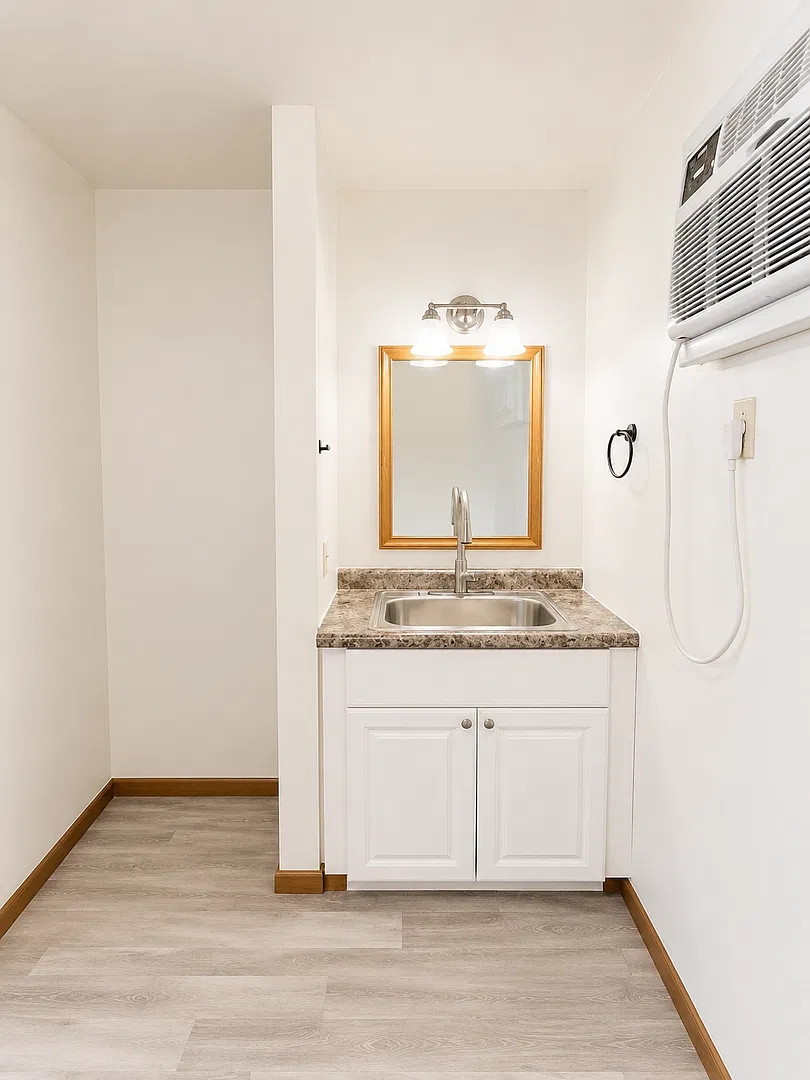 2 Bed / 2 Bath at Stand Rock Studios — Photo 4