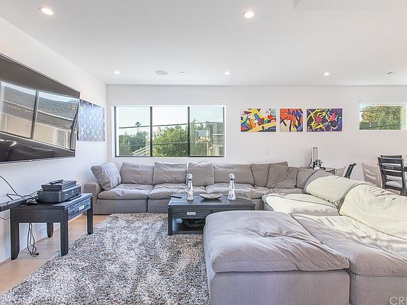 2nd image of 743 N Gramercy Pl