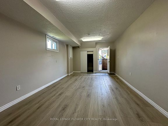 3rd image of 415 Hansen Rd N #Basement