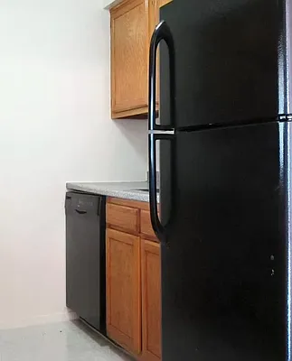 Rented by Fifth & Forever LLC | media 7