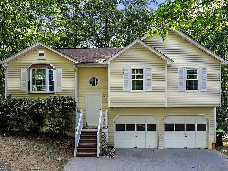 187 Sherwood Forest Dr — Photo 1