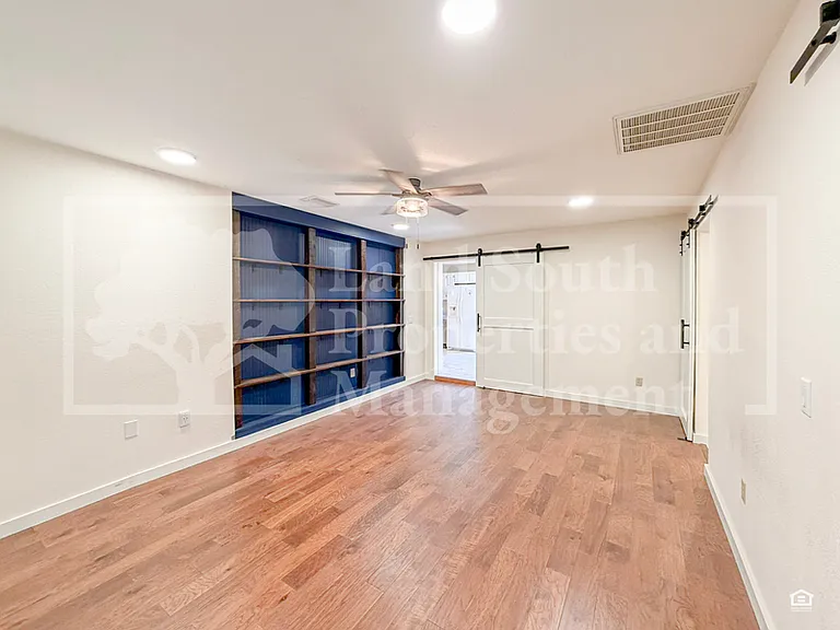 7935 Chase Rd — Photo 12