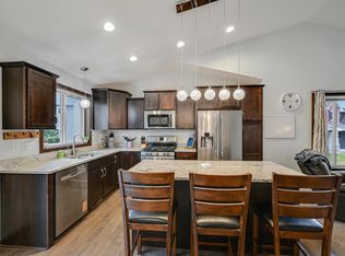 22444 Canova Ct, Farmington, MN 55024