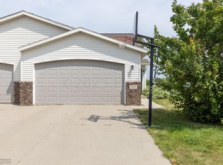 3455 Eagle Run Ln, West Fargo, ND 58078