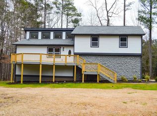 180 Huntington Ct, Fayetteville, GA 30214