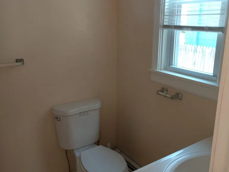 24 Frederick St — Photo 11