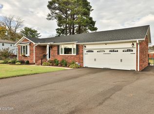 108 Ruskin Dr, Martin, TN 38237