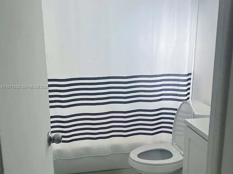 4435 Treehouse Ln #27H — Photo 5