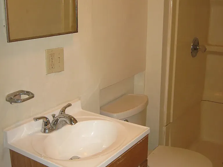 71 Sherman St #3 — Photo 6