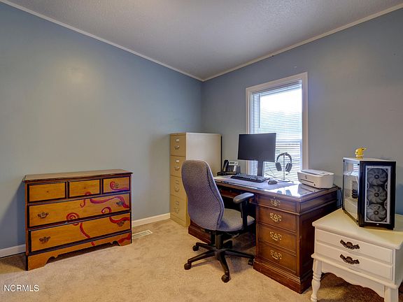 5th image of 9372 Merrywood Dr NE